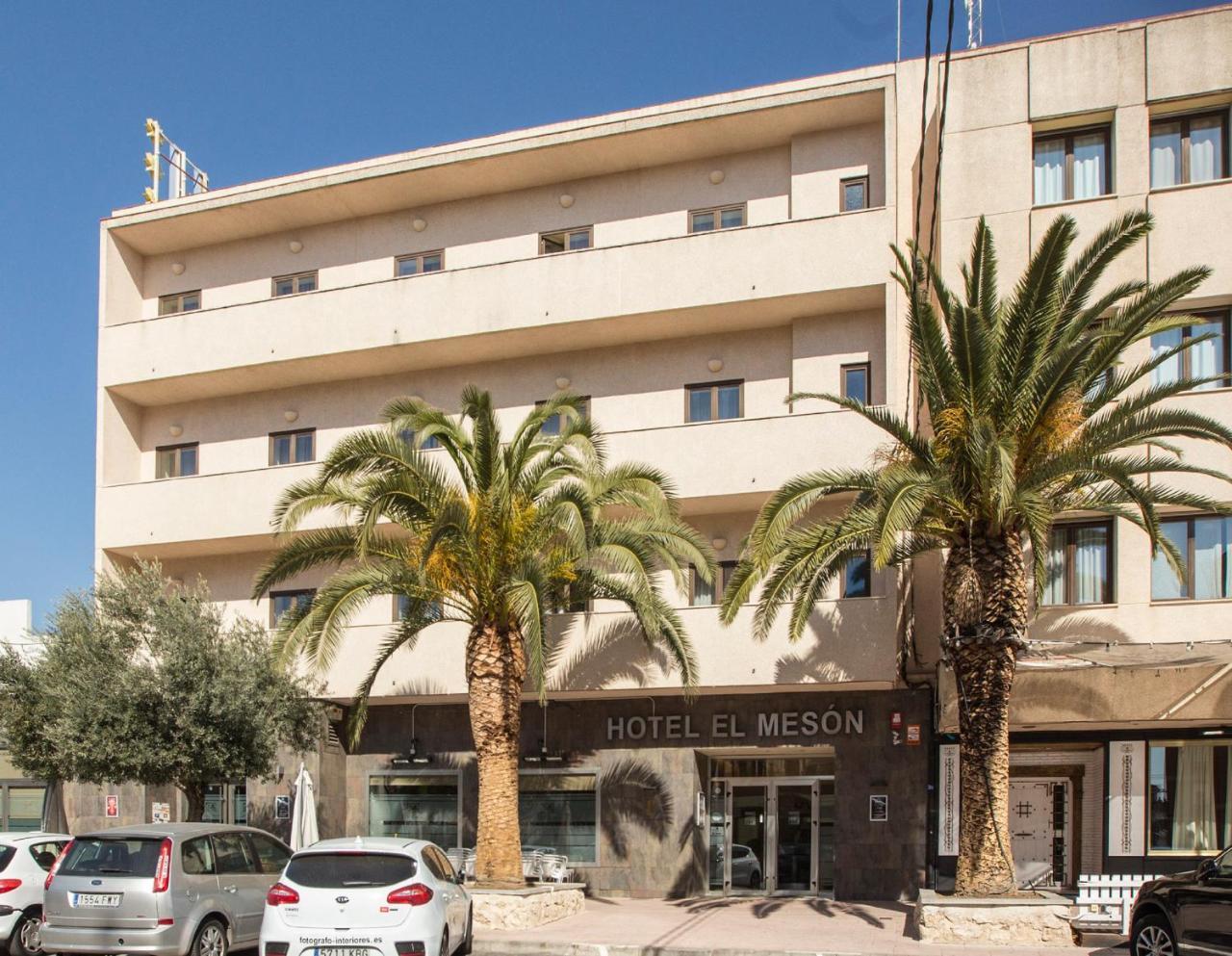 Hotel El Meson Torrijos Exterior photo